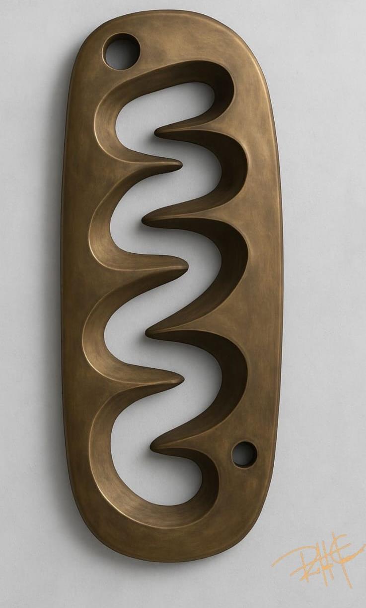 Objeto de Parede IV — Objeto de Parede. Bronze maciço puro. Roberto Claussen.