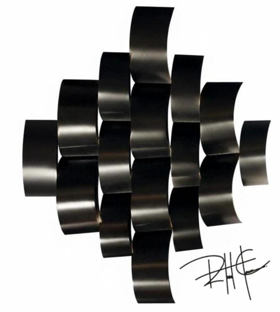 Objeto de Parede VIII — Objeto de Parede. Aço carbono · textura duco acetinada. Roberto Claussen.
